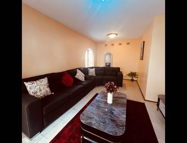 3 BEDROOM DUPLEX TO LET IN MUSGRAVE